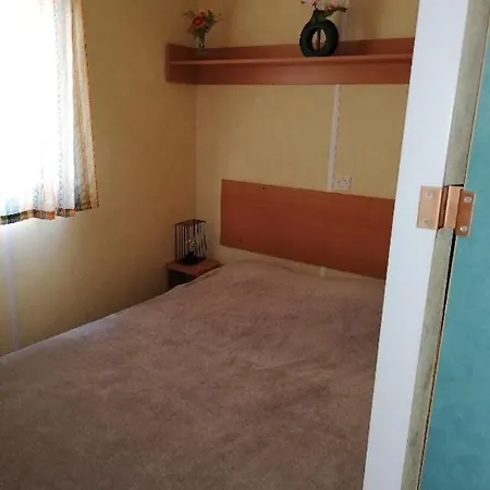 / 3* / Gorges Du Verdon / Proche Du De Ste Croix /standing/ 4 P Camping Sainte-Croix-du-Verdon