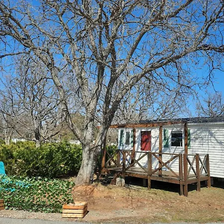 / 3* / Gorges Du Verdon / Proche Du De Ste Croix /standing/ 4 P *